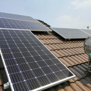 Hệ thống điện mặt trời hòa lưới 1.1 KWp